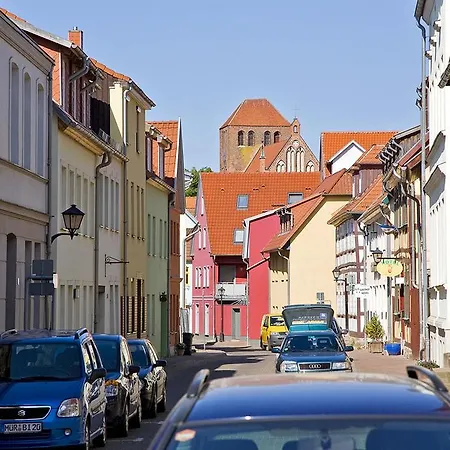 Ferienwohnung Hafenblick Waren  Exterior foto